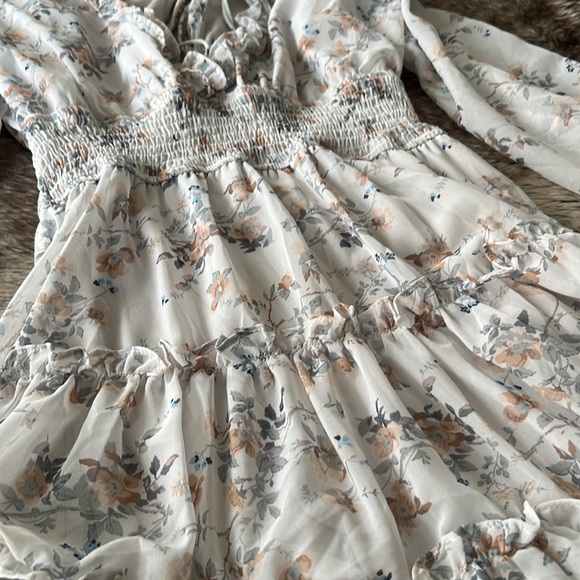 Summer dress - Picture 2 of 3